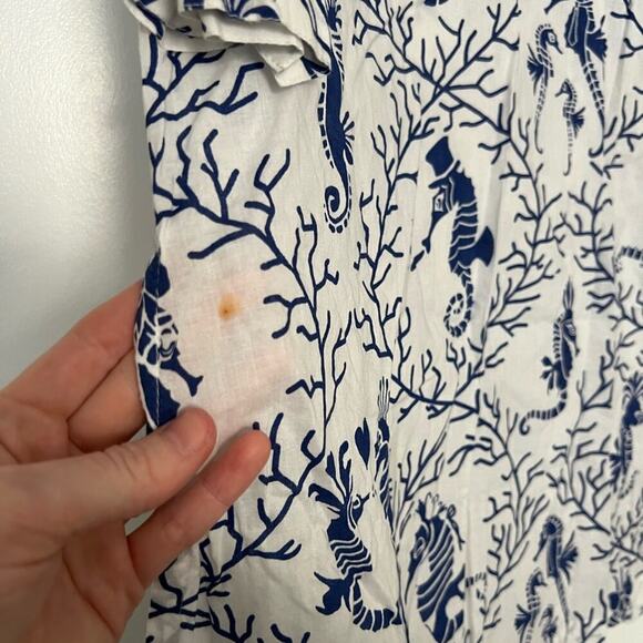 Gretchen Scott White Blue Seahorse Pattern 3/4 Sleeve Swimsuit Coverup - Picture 2 of 6